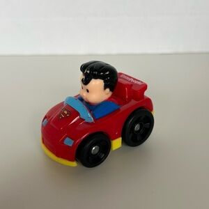 4/$20 🚙 Fisher-Price Little People Wheelies DC Superman with Red Car 2009 Mattel